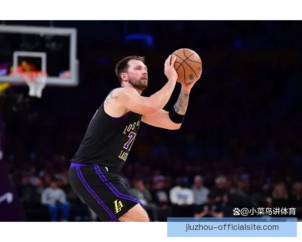 湖人伤情再添变数里夫斯核磁检查出战存疑东契奇仍无限期休战